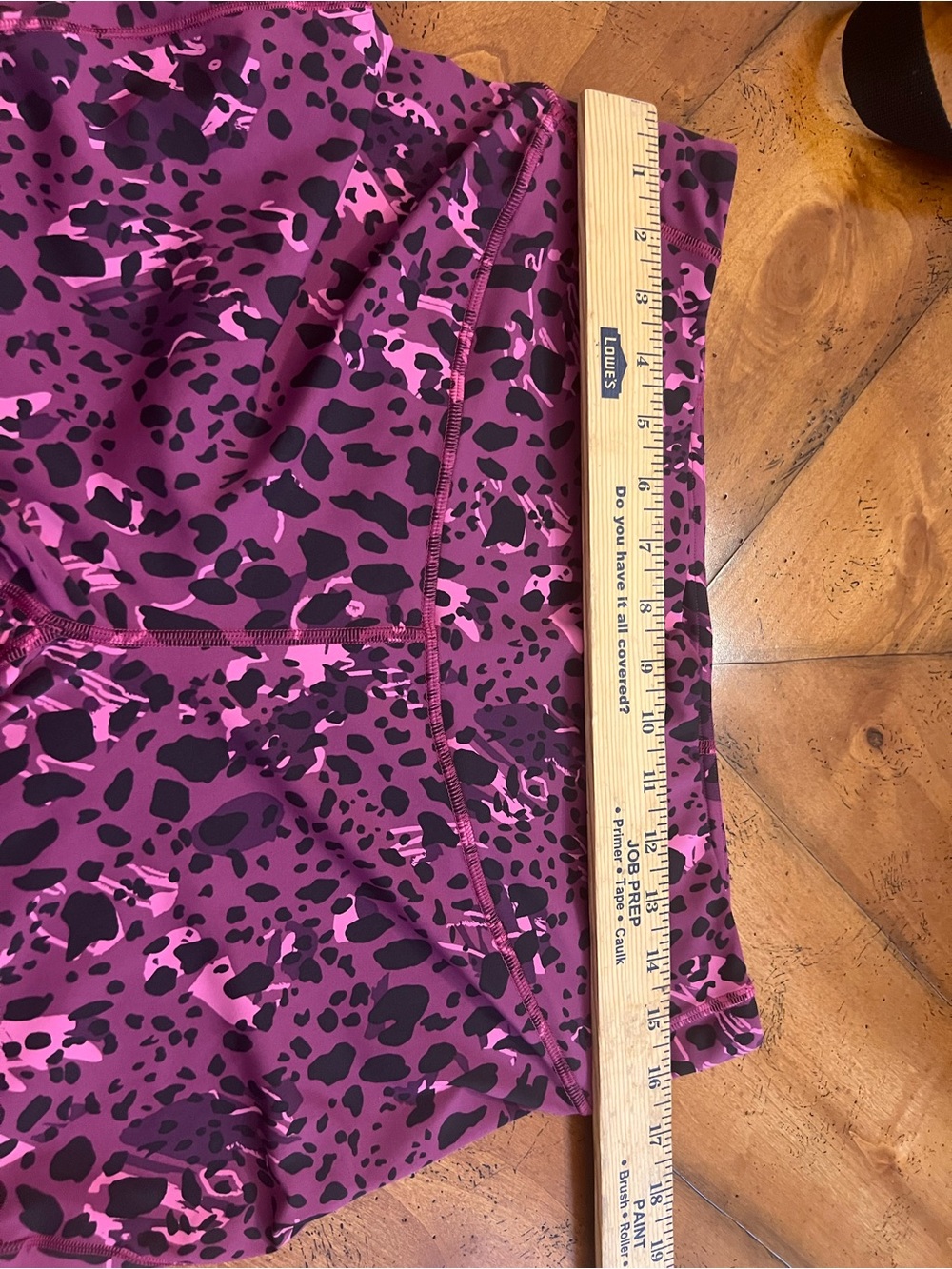Lululemon Purple Pink Animal Print Leggings. Size L - Picture 5 of 9